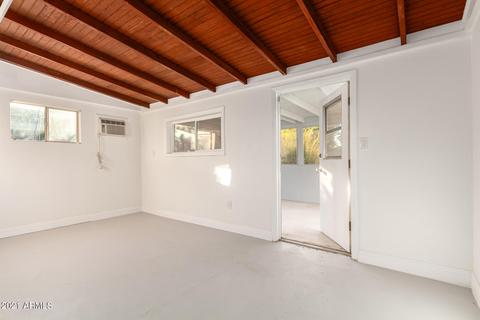 337 E Medlock Dr, Phoenix, AZ 85012 photo 9