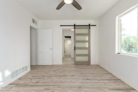 337 E Medlock Dr, Phoenix, AZ 85012 photo 14