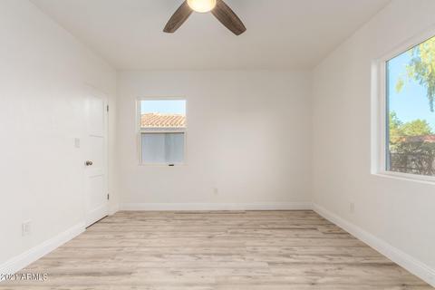 337 E Medlock Dr, Phoenix, AZ 85012 photo 19