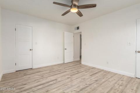 337 E Medlock Dr, Phoenix, AZ 85012 photo 18