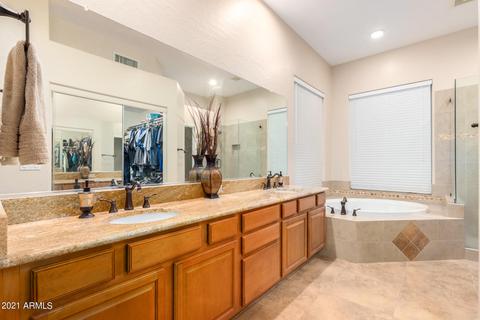 1515 E Stirrup Ct, Gilbert, AZ 85296 photo 6