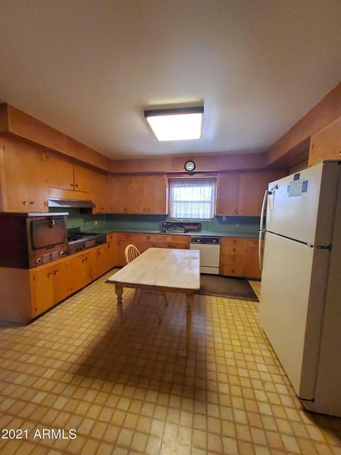 825 W Central Ave, Coolidge, AZ 85128 photo 3