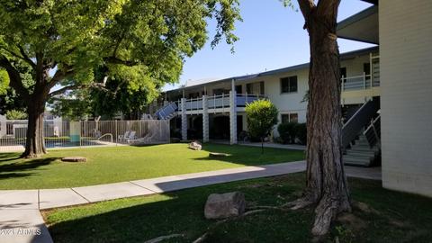 721 E Montebello Ave #112, Phoenix, AZ 85014 photo 2