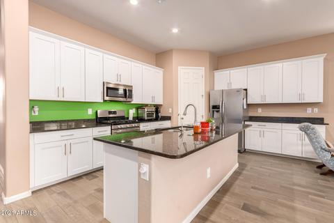 1156 E Tekoa Ave, Gilbert, AZ 85298 photo 8