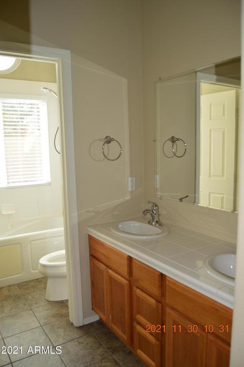 1727 E Horseshoe Ave, Gilbert, AZ 85296 photo 17