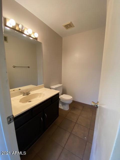 438 E Taro Ln, Phoenix, AZ 85024 photo 11