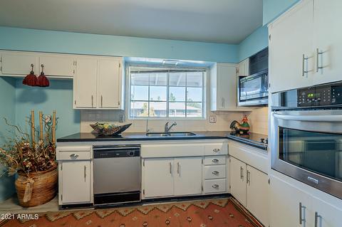 3823 W Lamar Rd, Phoenix, AZ 85019 photo 9