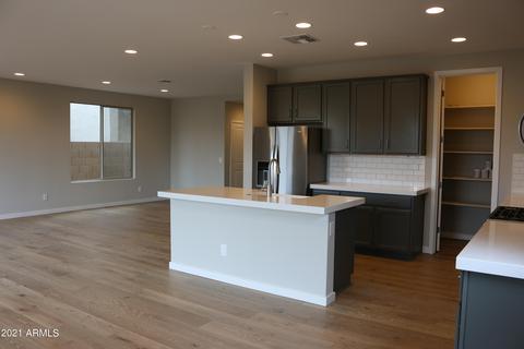 3522 E Louise Dr, Phoenix, AZ 85050 photo 5