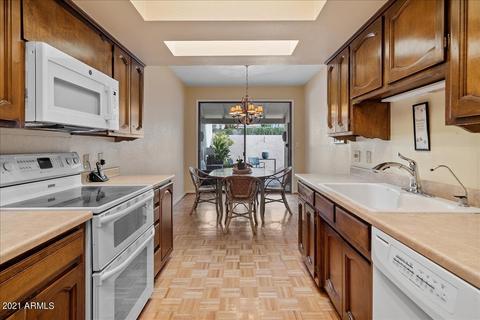 77 E Missouri Ave #17, Phoenix, AZ 85012 photo 8