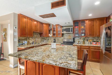 5040 N 40th Dr, Phoenix, AZ 85019 photo 10