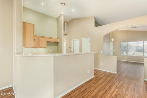 892 W Kroll Ave, Gilbert, AZ 85233 photo 14