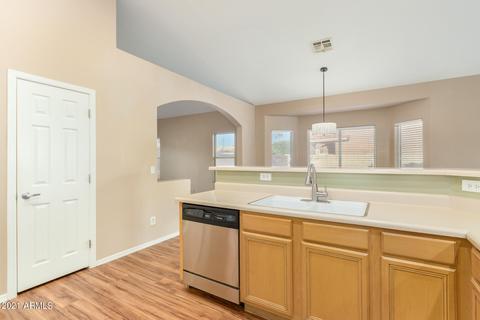 892 W Kroll Ave, Gilbert, AZ 85233 photo 18
