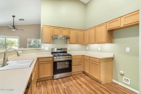 892 W Kroll Ave, Gilbert, AZ 85233 photo 16