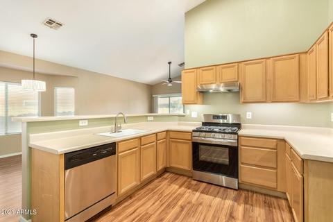 892 W Kroll Ave, Gilbert, AZ 85233 photo 17