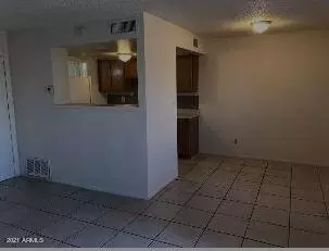 4619 E Pueblo Ave, Phoenix, AZ 85040 photo 3