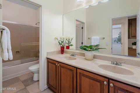 4469 S Cobblestone St, Gilbert, AZ 85297 photo 13