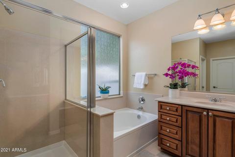 4469 S Cobblestone St, Gilbert, AZ 85297 photo 8