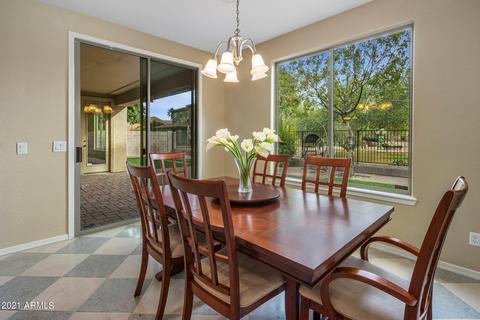 4469 S Cobblestone St, Gilbert, AZ 85297 photo 6