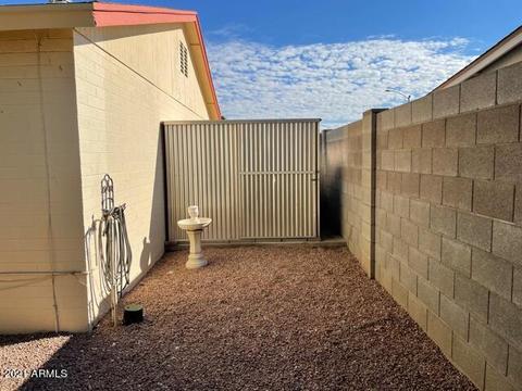 2335 E Betty Elyse Ln, Phoenix, AZ 85022 photo 14