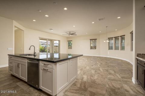 10357 E Tahoe Ave, Mesa, AZ 85212 photo 4