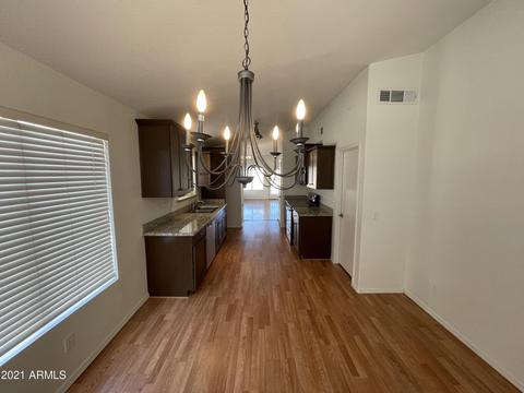 751 S Sequoia Dr, Gilbert, AZ 85296 photo 2