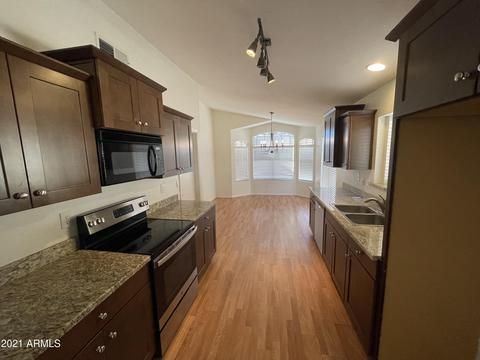 751 S Sequoia Dr, Gilbert, AZ 85296 photo 5