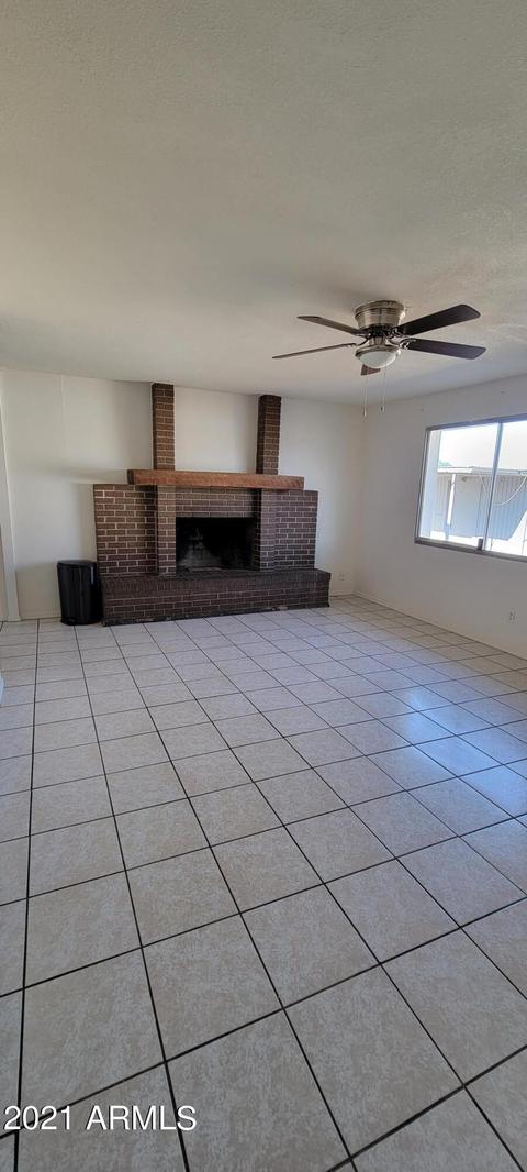 5232 S 48th St, Phoenix, AZ 85040 photo 3