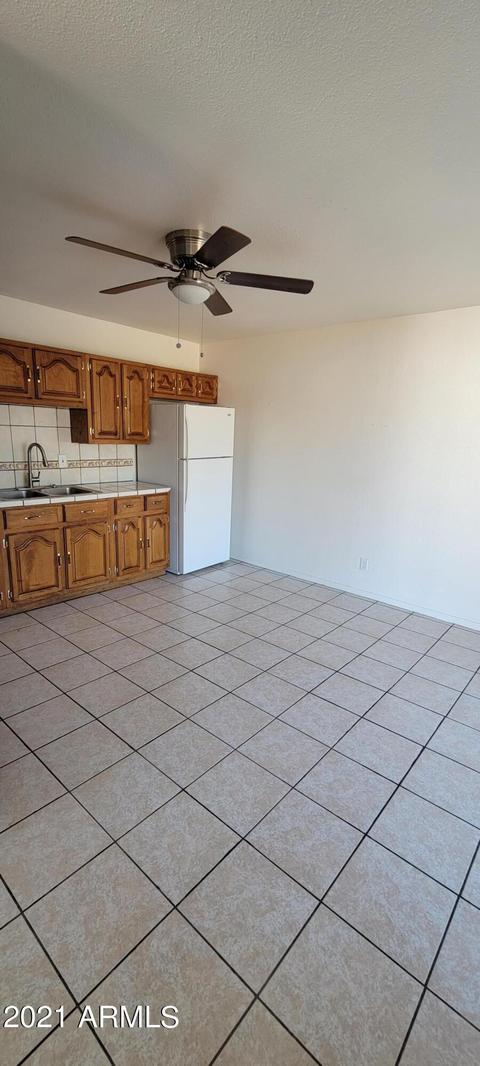5232 S 48th St, Phoenix, AZ 85040 photo 4