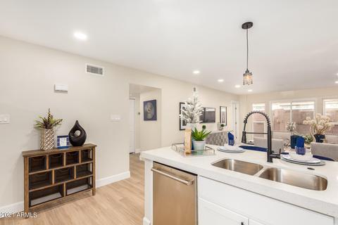 2634 E Roma Ave, Phoenix, AZ 85016 photo 9