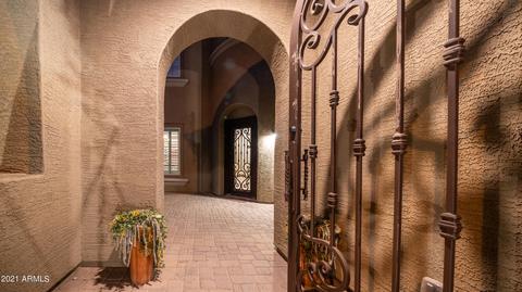 2207 E Lindrick Dr, Gilbert, AZ 85298 photo 6