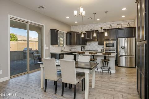 10516 E Hawk Ave, Mesa, AZ 85212 photo 2