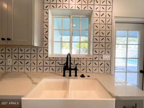 332 Elm St, Phoenix, AZ 85012 photo 3