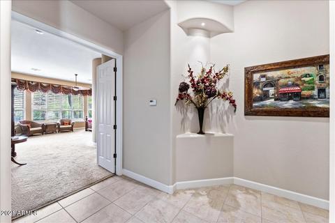217 E Desert Wind Dr, Phoenix, AZ 85048 photo 8
