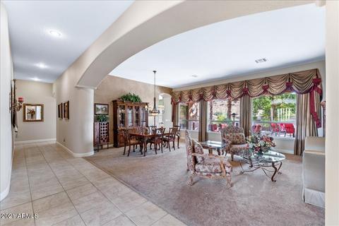217 E Desert Wind Dr, Phoenix, AZ 85048 photo 3
