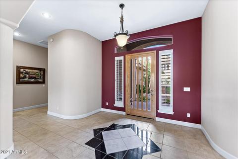 217 E Desert Wind Dr, Phoenix, AZ 85048 photo 2