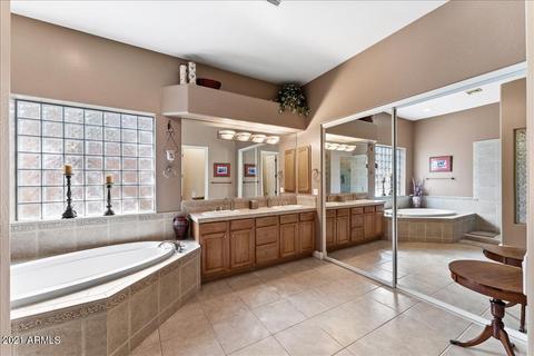 217 E Desert Wind Dr, Phoenix, AZ 85048 photo 11