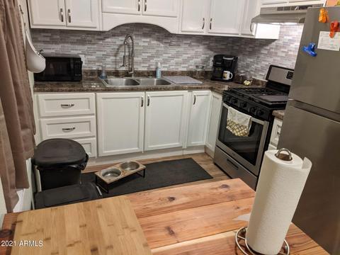 112 Graham Dr, Bisbee, AZ 85603 photo 3