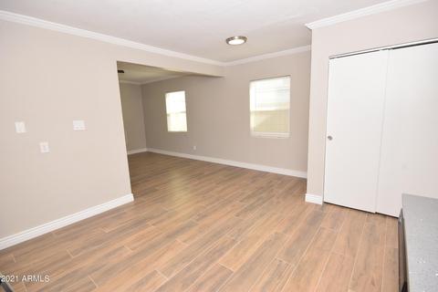 527 E Whitton Ave, Phoenix, AZ 85012 photo 11