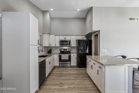 4501 E Towne Ln, Gilbert, AZ 85234 photo 9