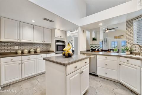 1634 E Waltann Ln, Phoenix, AZ 85022 photo 12