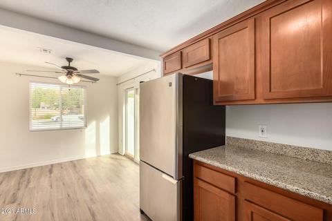 3225 Earll Dr, Phoenix, AZ 85018 photo 13