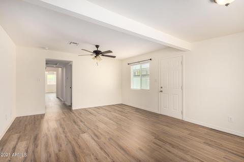 3225 Earll Dr, Phoenix, AZ 85018 photo 8