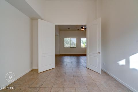 2026 E Pedro Rd, Phoenix, AZ 85042 photo 13