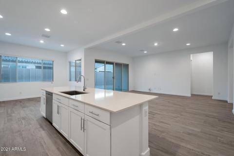 2523 E Ibis St, Gilbert, AZ 85297 photo 3
