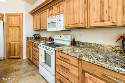 513 E Hearne Way, Gilbert, AZ 85234 photo 18