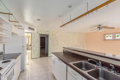 520 E Manhatton Dr, Tempe, AZ 85282 photo 9