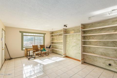 520 E Manhatton Dr, Tempe, AZ 85282 photo 3
