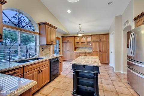 2322 E Granite View Dr, Phoenix, AZ 85048 photo 6