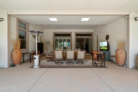 6450 S Crestview Ct, Gilbert, AZ 85297 photo 2