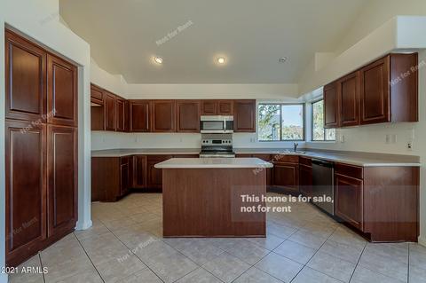 1428 E Shannon St, Gilbert, AZ 85295 photo 4